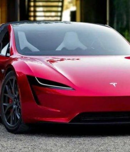 Tesla Abandons Plans to Manufacture $25K Electric Vehicle